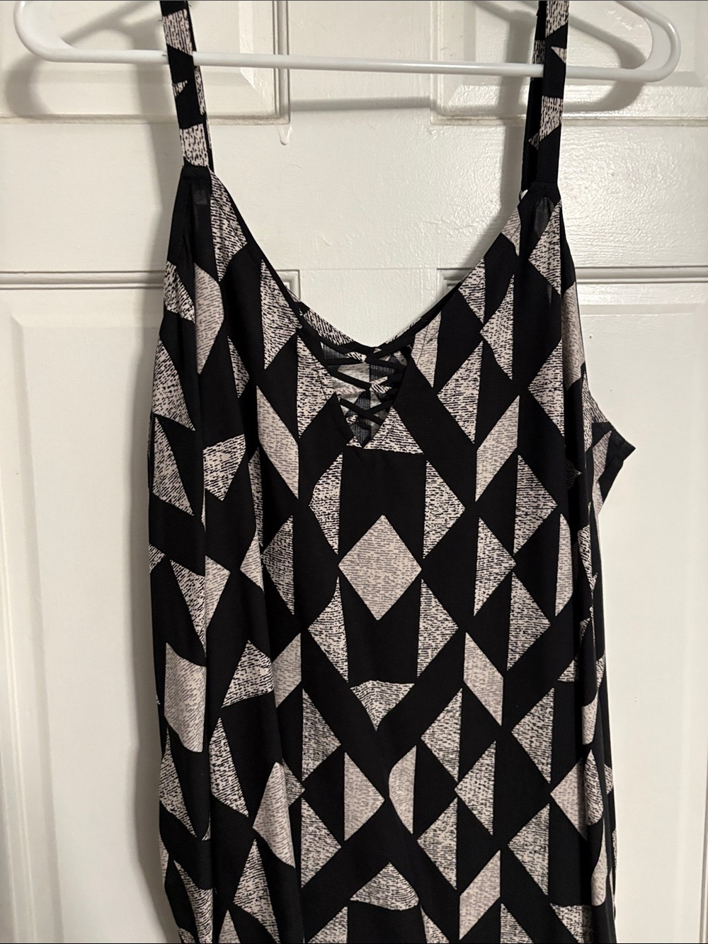 torrid Black & Cream Geometric Lace-Up Tank Top